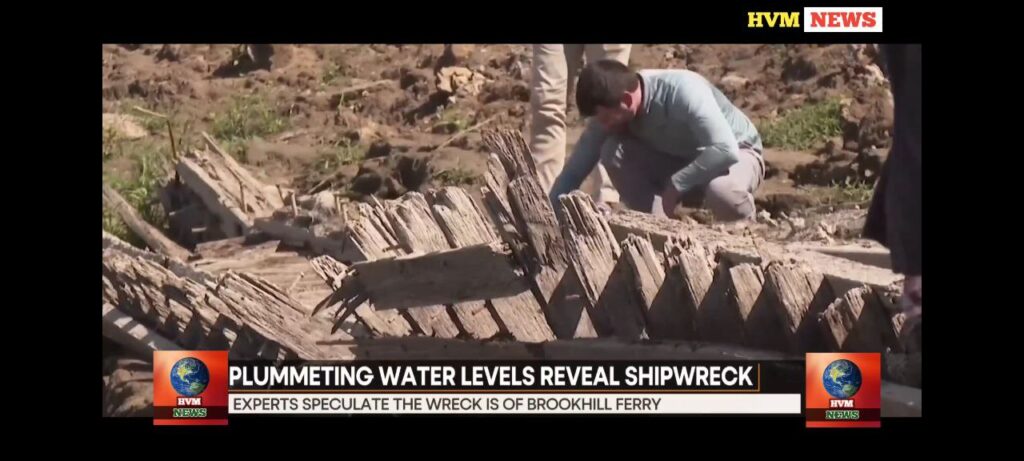 PLUMMETING WATERLEVELS REVEAL SHIPWRECK