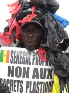 Senegal’s Plastic Man Raises Awareness