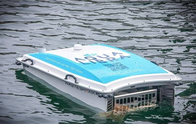 Wasteshark cleans London's Thames river